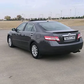 Toyota Camry 2011