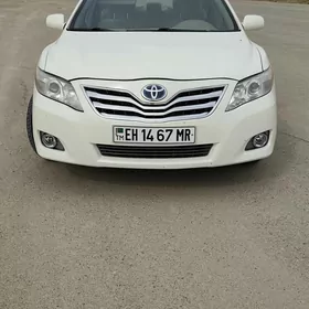 Toyota Camry 2010