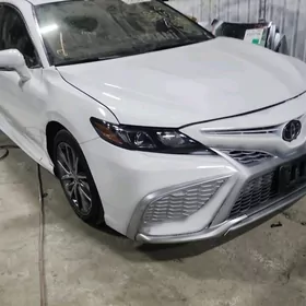 Toyota Camry 2022