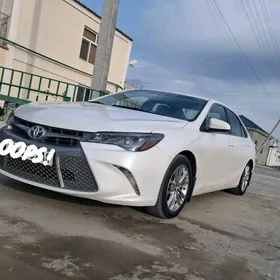 Toyota Camry 2016