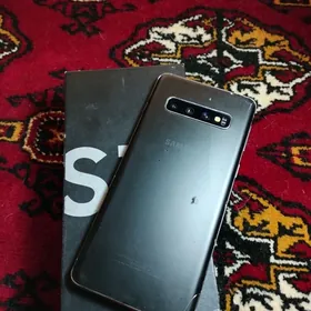 Samsung S10