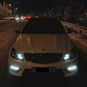 Mercedes-Benz C-Class 2008