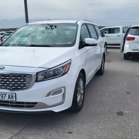 Kia Sedona 2020