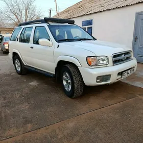 Nissan Pathfinder 2002
