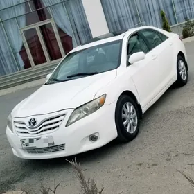 Toyota Camry 2011