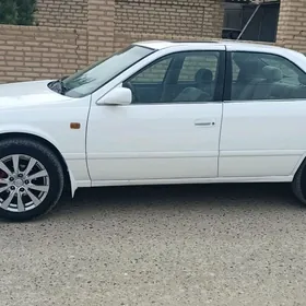 Toyota Camry 1998