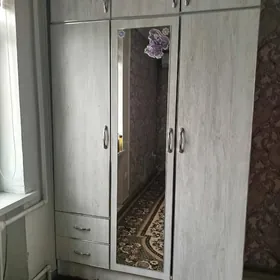 Шифонер трех дверный