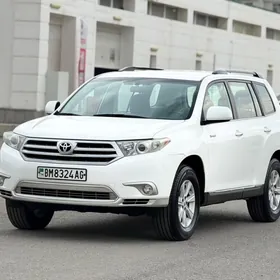 Toyota Highlander 2011