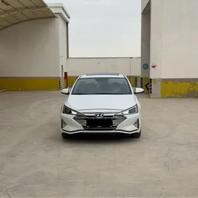Hyundai Elantra 2020