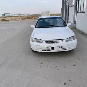 Toyota Camry 1998