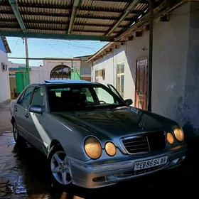 Mercedes-Benz E320 1997