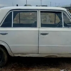 Lada 2104 1987