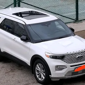 Ford Explorer 2022