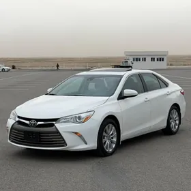 Toyota Camry 2017