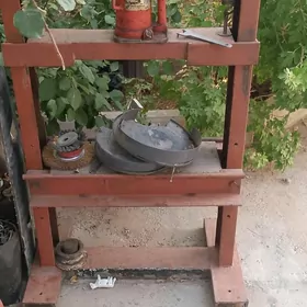 Пресс самодельный