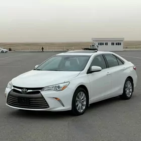 Toyota Camry 2017