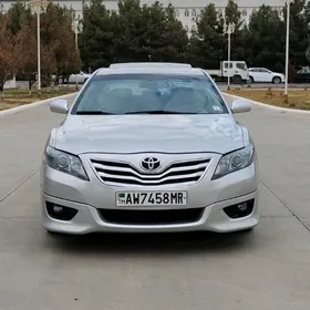 Toyota Camry 2010