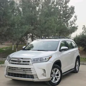 Toyota Highlander 2017