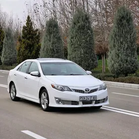 Toyota Camry 2012