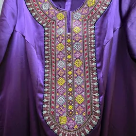 türkiň atlazy reňki owadan gyz