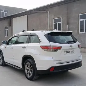 Toyota Highlander 2016