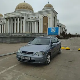 Opel Astra 2003