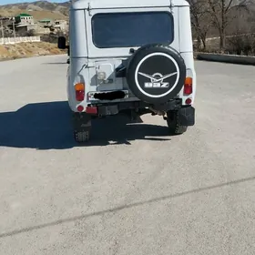 UAZ 469 2000