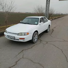 Toyota Camry 1993