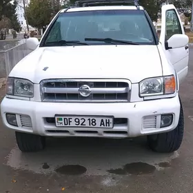 Nissan Pathfinder 2002