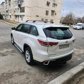 Toyota Highlander 2016