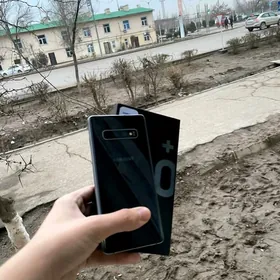 S10+