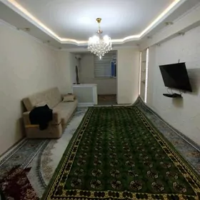 10-Mkr. 3-Kom. Full Kwartira