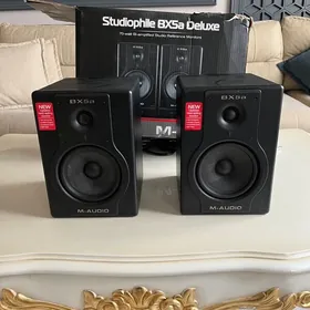 M-Audio Studiophile BX5a Delux