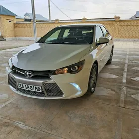 Toyota Camry 2017