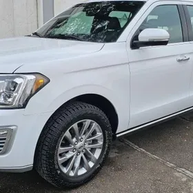 Ford Expedition 2021