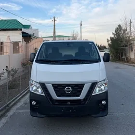 Nissan Urvan 2020
