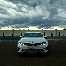 Kia Optima 2019