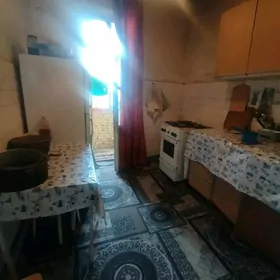 3 комнат 4 этаж