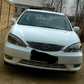 Toyota Camry 2003