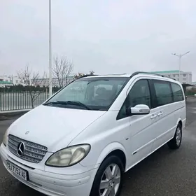 Mercedes-Benz Viano 2009