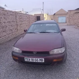 Toyota Camry 1993