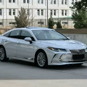 Toyota Avalon 2019