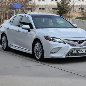 Toyota Camry 2018