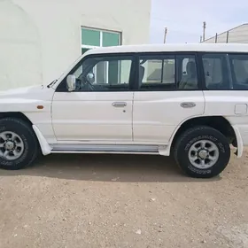 Mitsubishi Pajero 1998