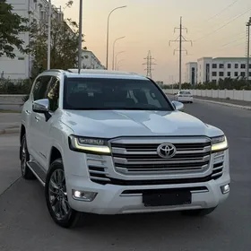 Toyota Land Cruiser 2023