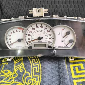 pribor karolla 2002 2007