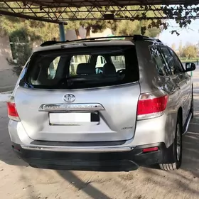 Toyota Highlander 2012