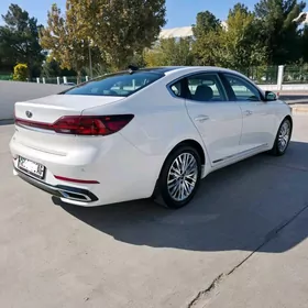 Kia Cadenza 2020