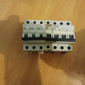 АВТОМАТ.ВЫКЛЮЧАТЕЛЬ