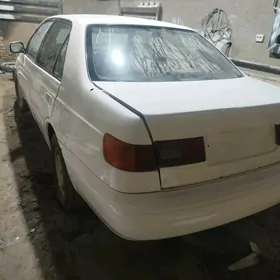 Toyota Corona 1997